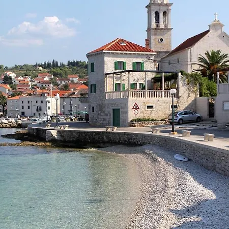 By The Sea Sutivan, Brac - 2851